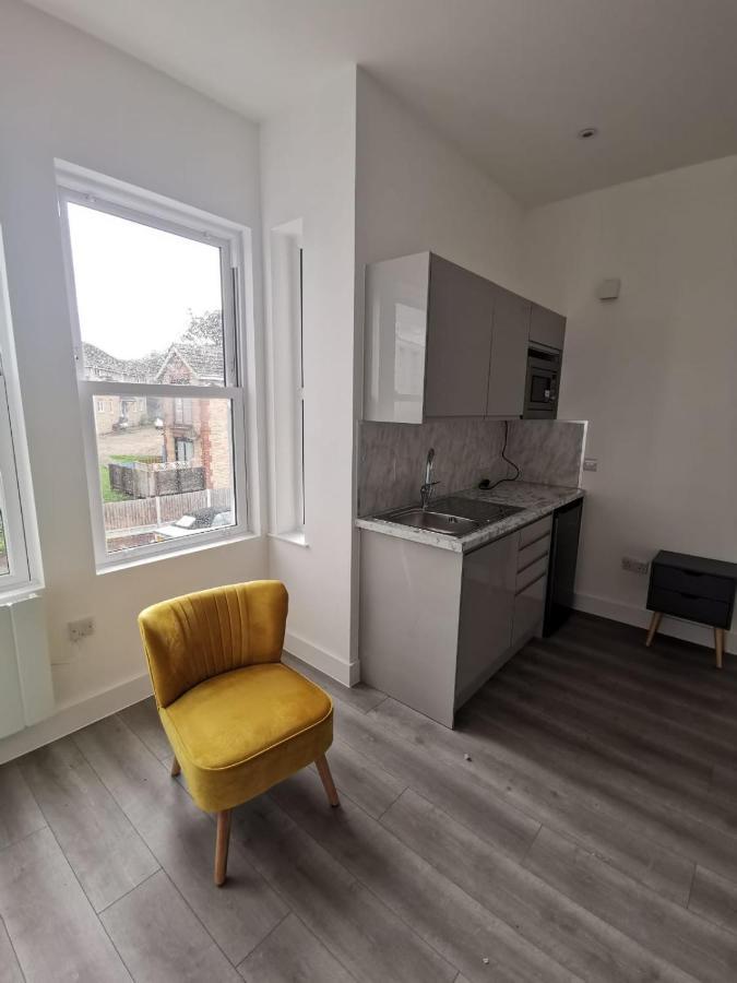 Seafront Suites - Close To Beach, Train Station & Southend Airport Southend-on-Sea Zewnętrze zdjęcie