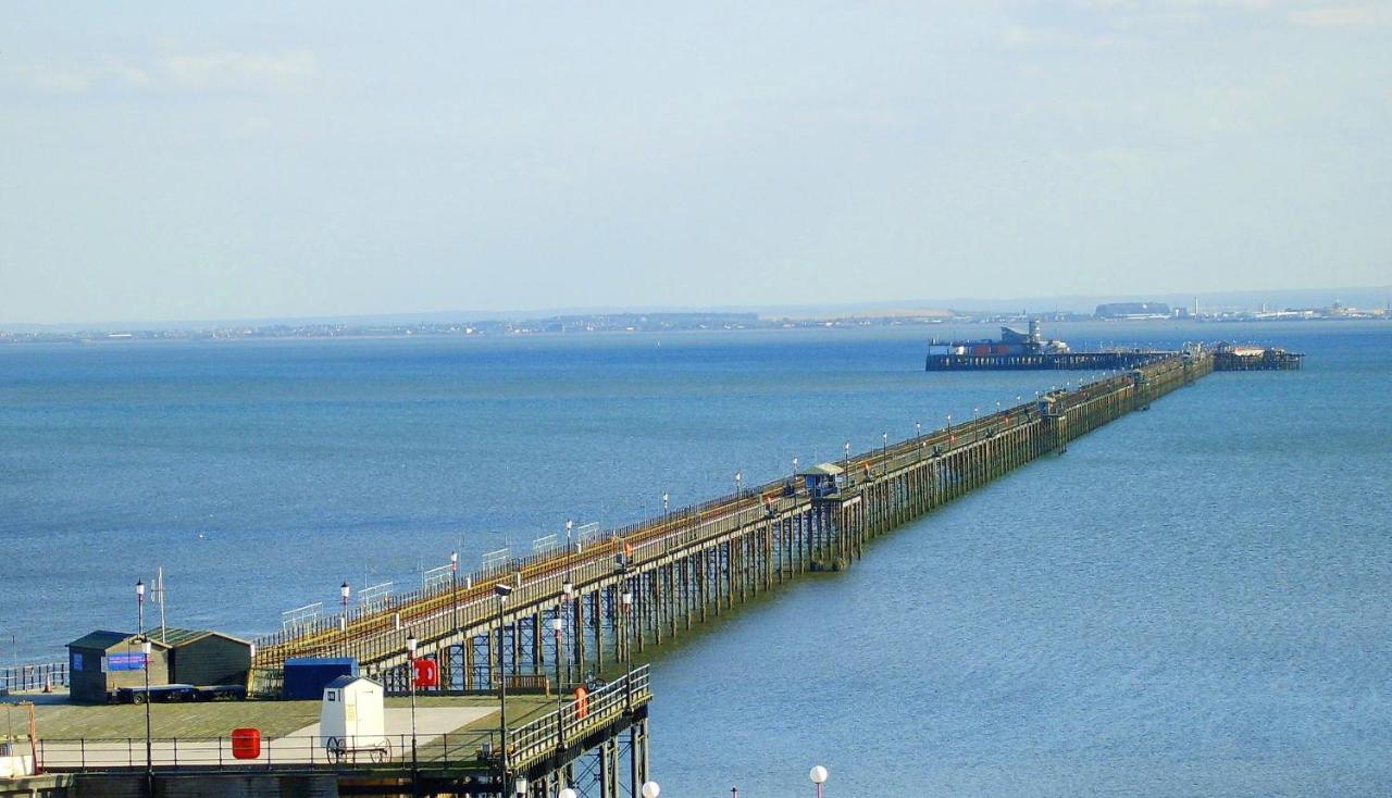 Seafront Suites - Close To Beach, Train Station & Southend Airport Southend-on-Sea Zewnętrze zdjęcie